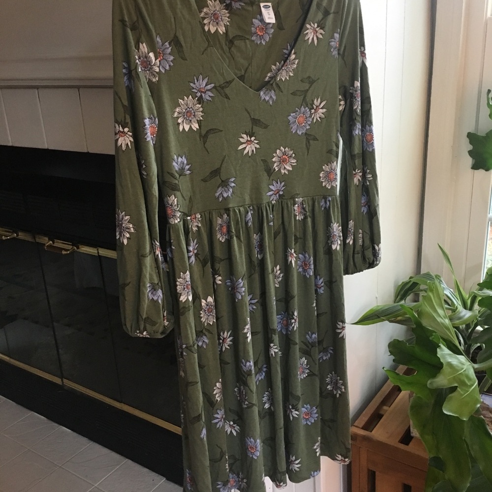 Old navy floral knit dress